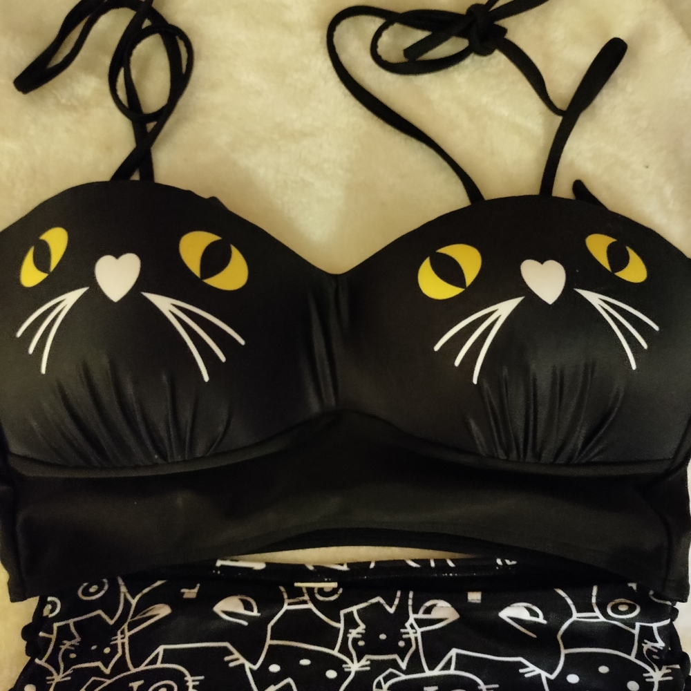 Cat Bikini - Picture 2 of 8